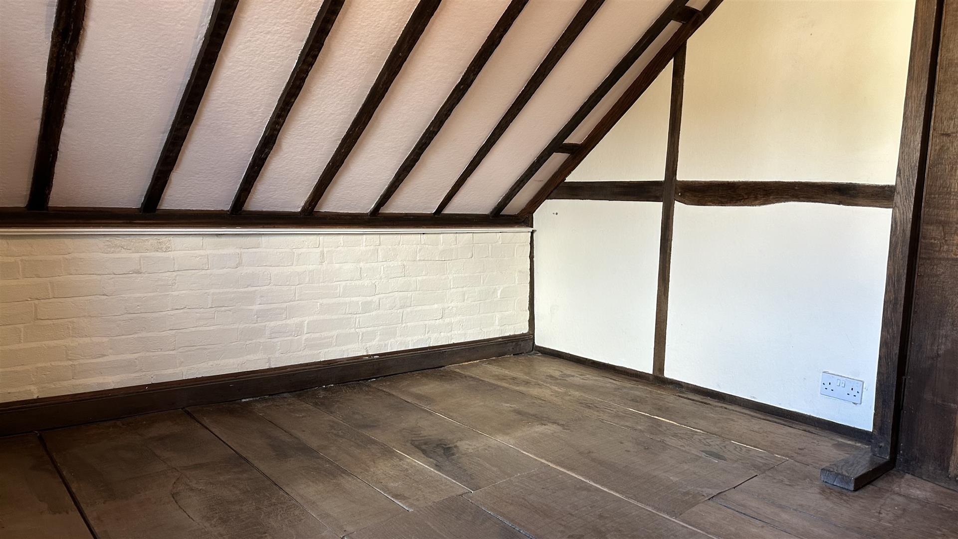 3 bed property in All Saints Street, Old Town, Hastings